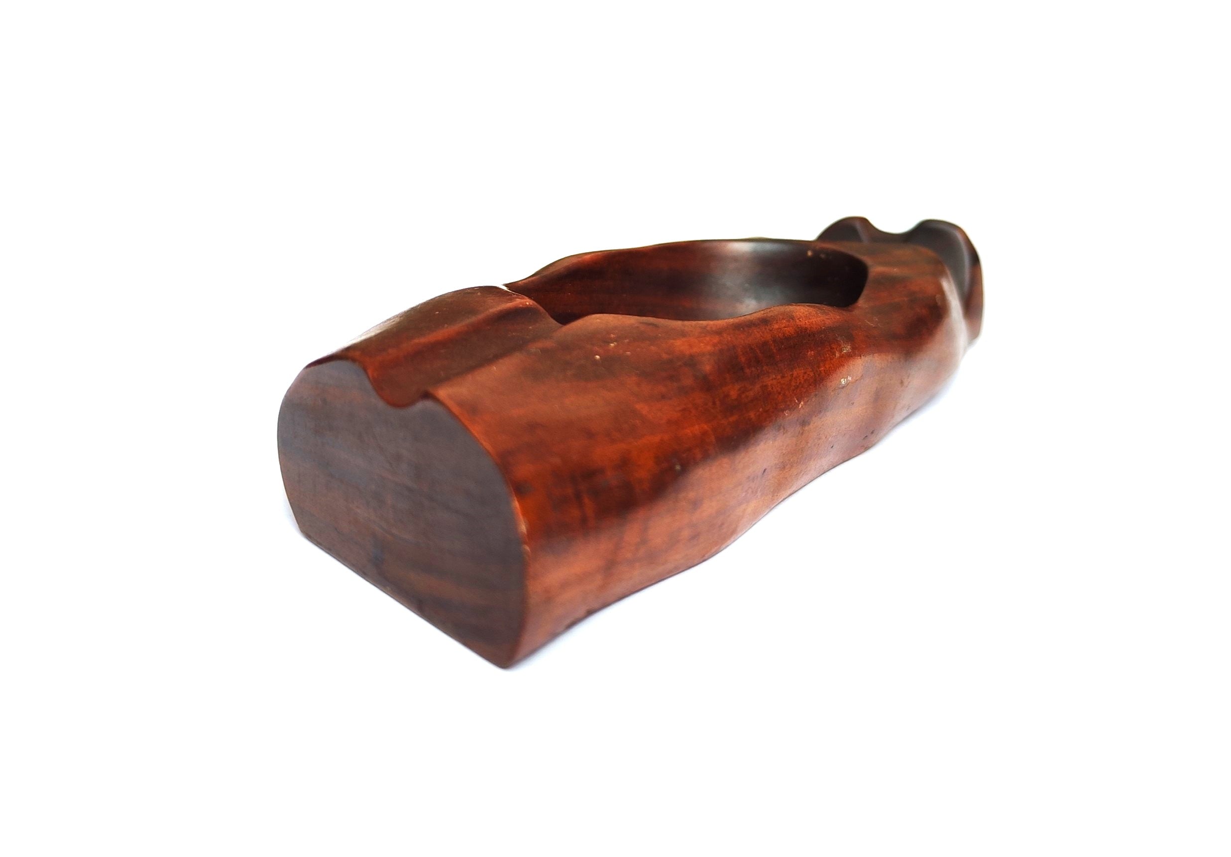 Hand-Carved Solid Wood Single Pipe Rest & Integrated Ashtray