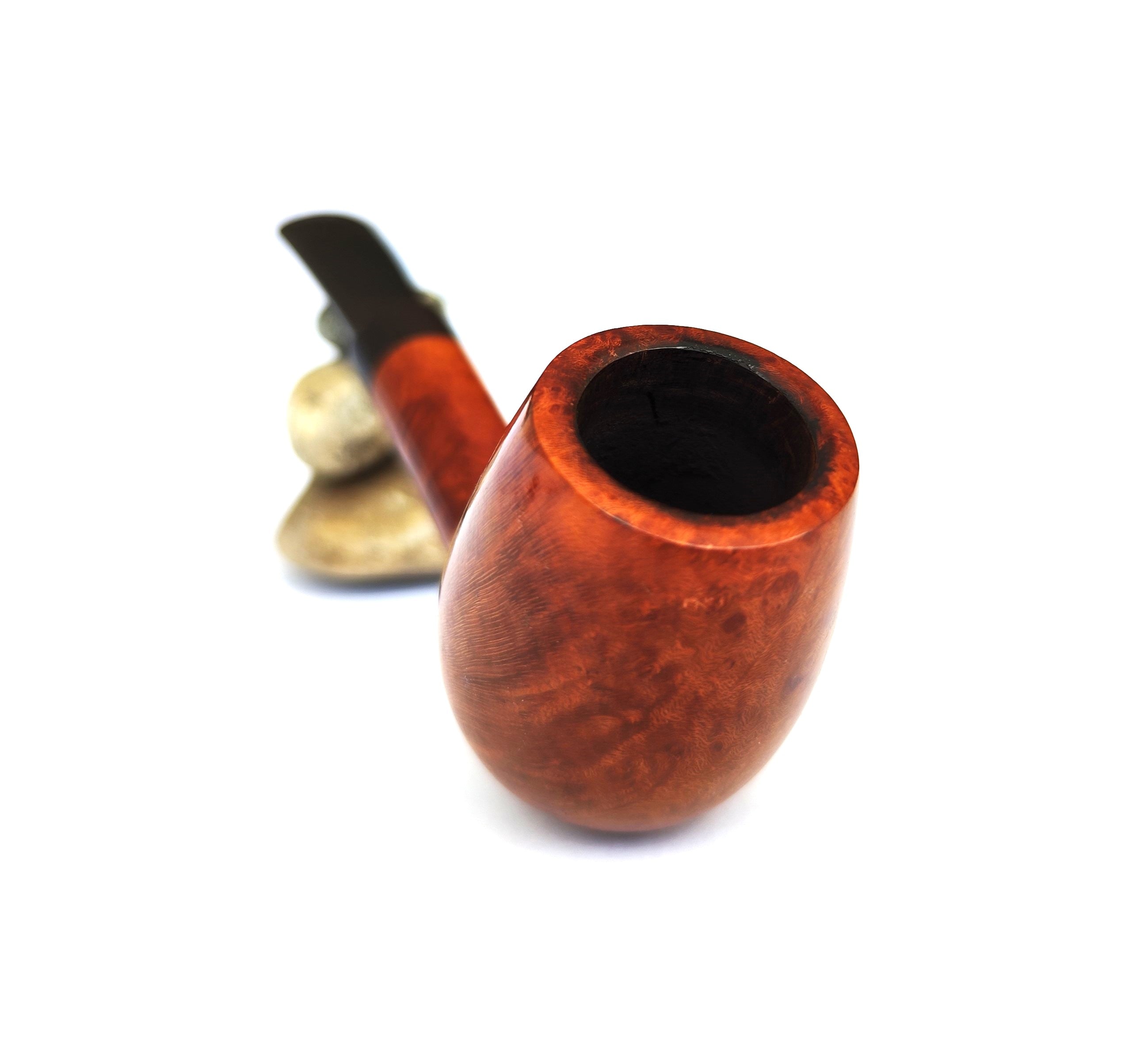 Paul Guilland "Maître Pipier" – Large Freehand Canted Egg Estate Pipe