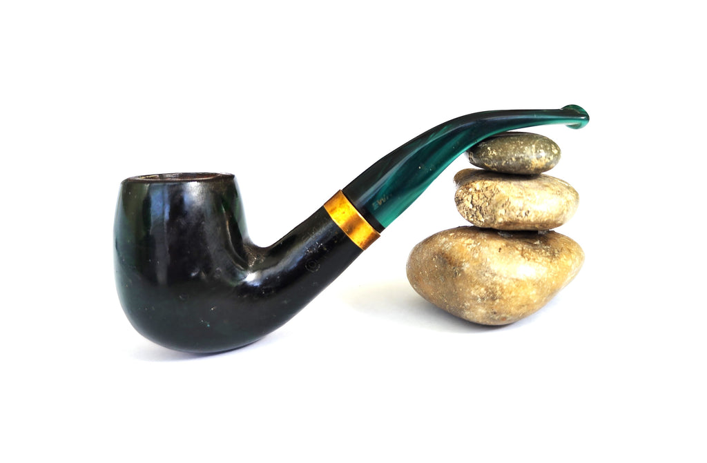 EWA Saint-Claude Emerald Green – Bent Billiard Estate Pipe