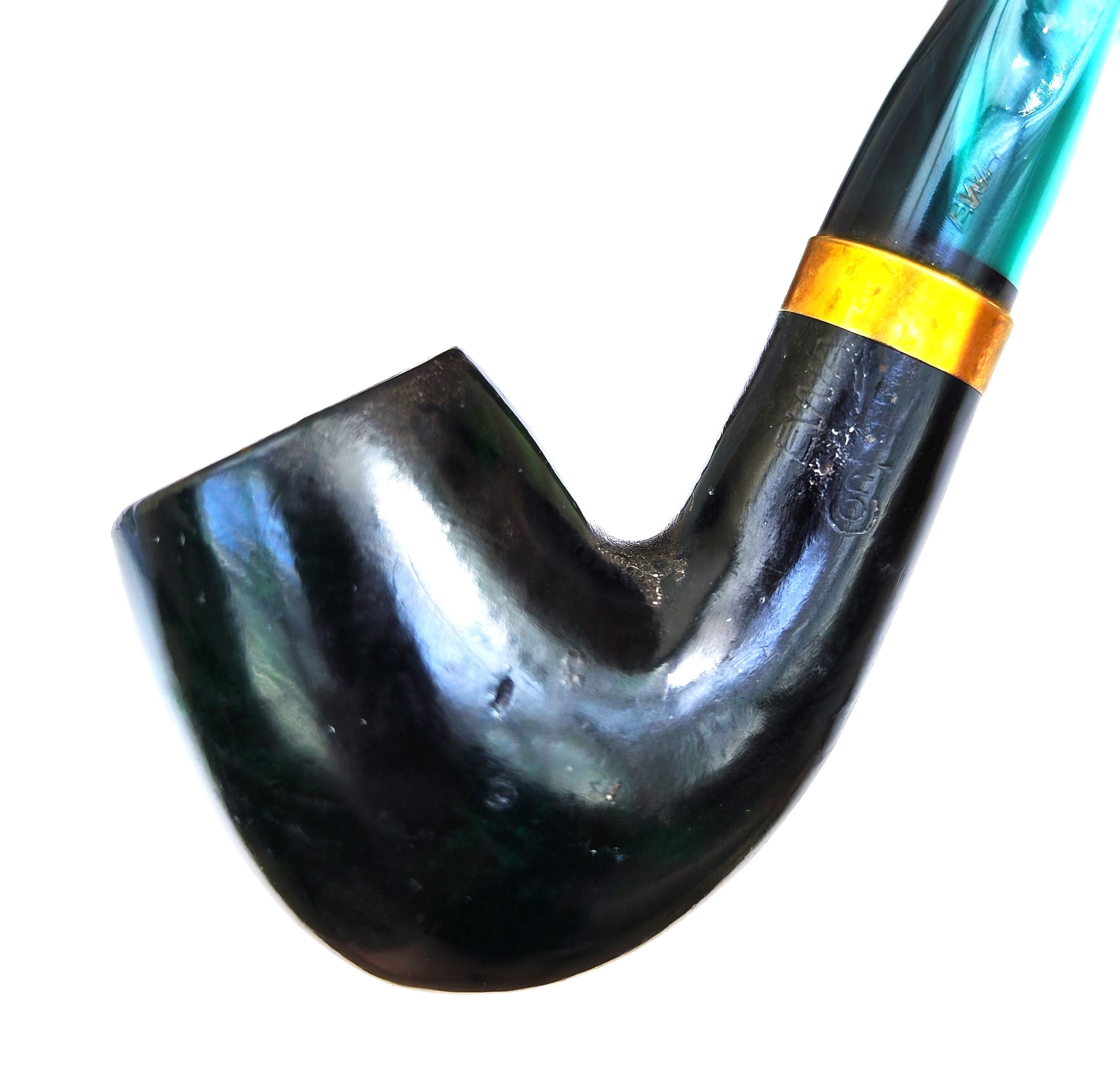 EWA Saint-Claude Emerald Green – Bent Billiard Estate Pipe