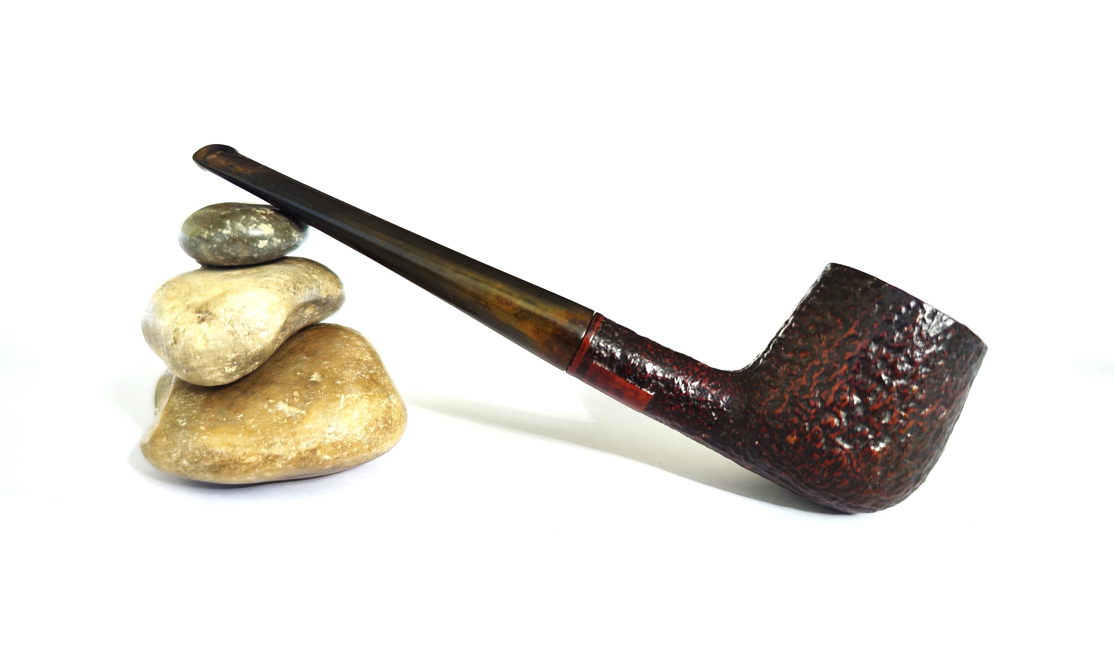W.O. Larsen Handmade Sandblast Brandy Estate Pipe