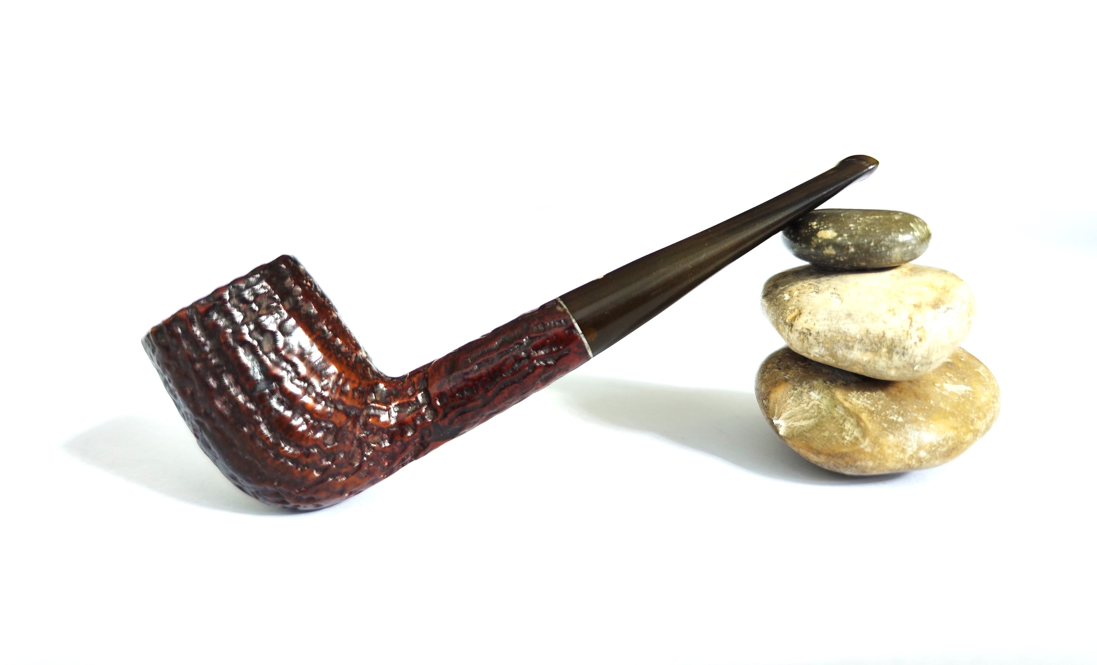 Kaywoodie Thorn (7407) – Rare 1930s Sandblast Billiard Estate Pipe