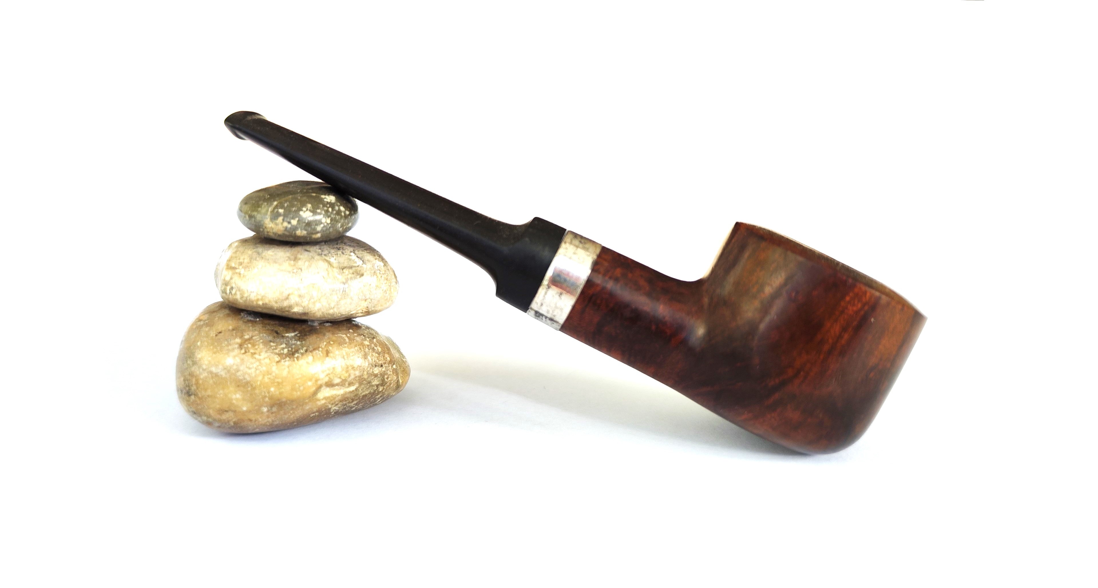 LHS Sterncrest: Unsmoked Vintage Stout Pot with Sterling Silver Band Estate Pipe