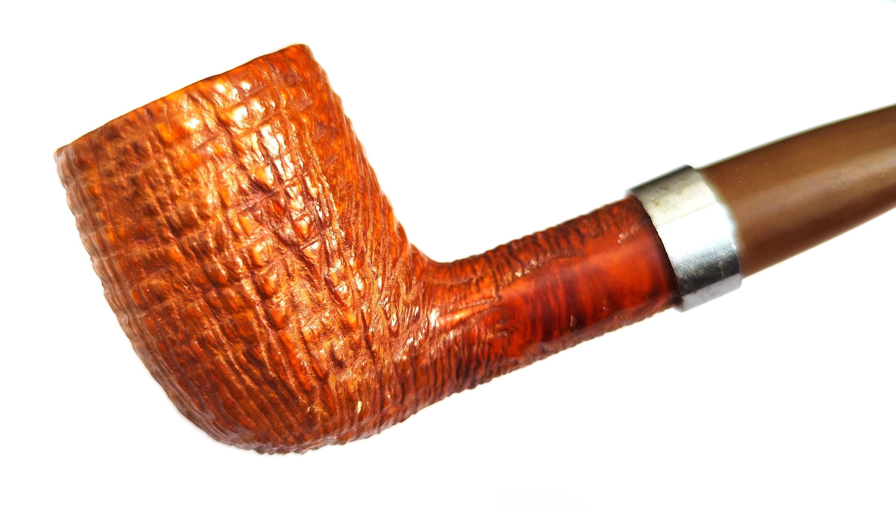 Unbranded Italian Estate Pipe – Delicate Rusticated Billiard