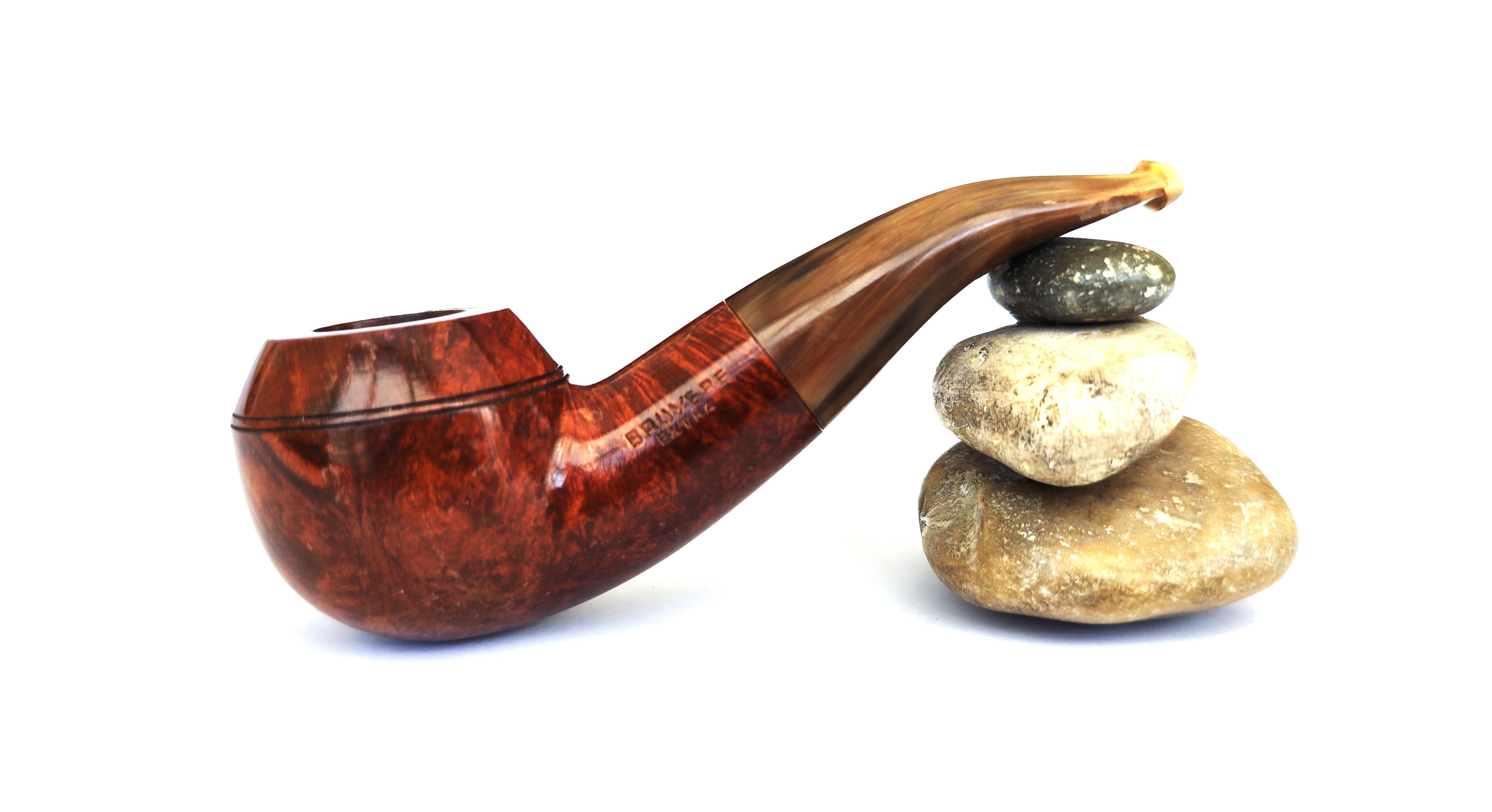 Unsmoked Vintage Bruyère "Extra" – Bent Rhodesian with Horn Stem Estate Pipe