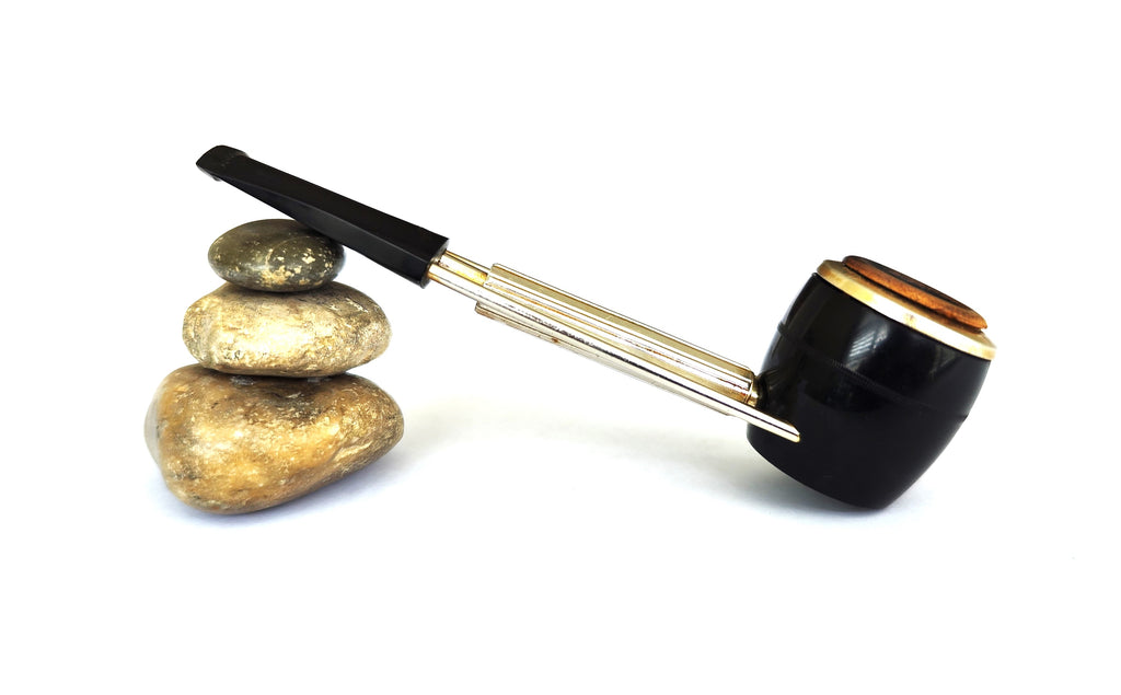 Jima Space Age Modernist Pipe – Glossy Black Metal & Ceramic