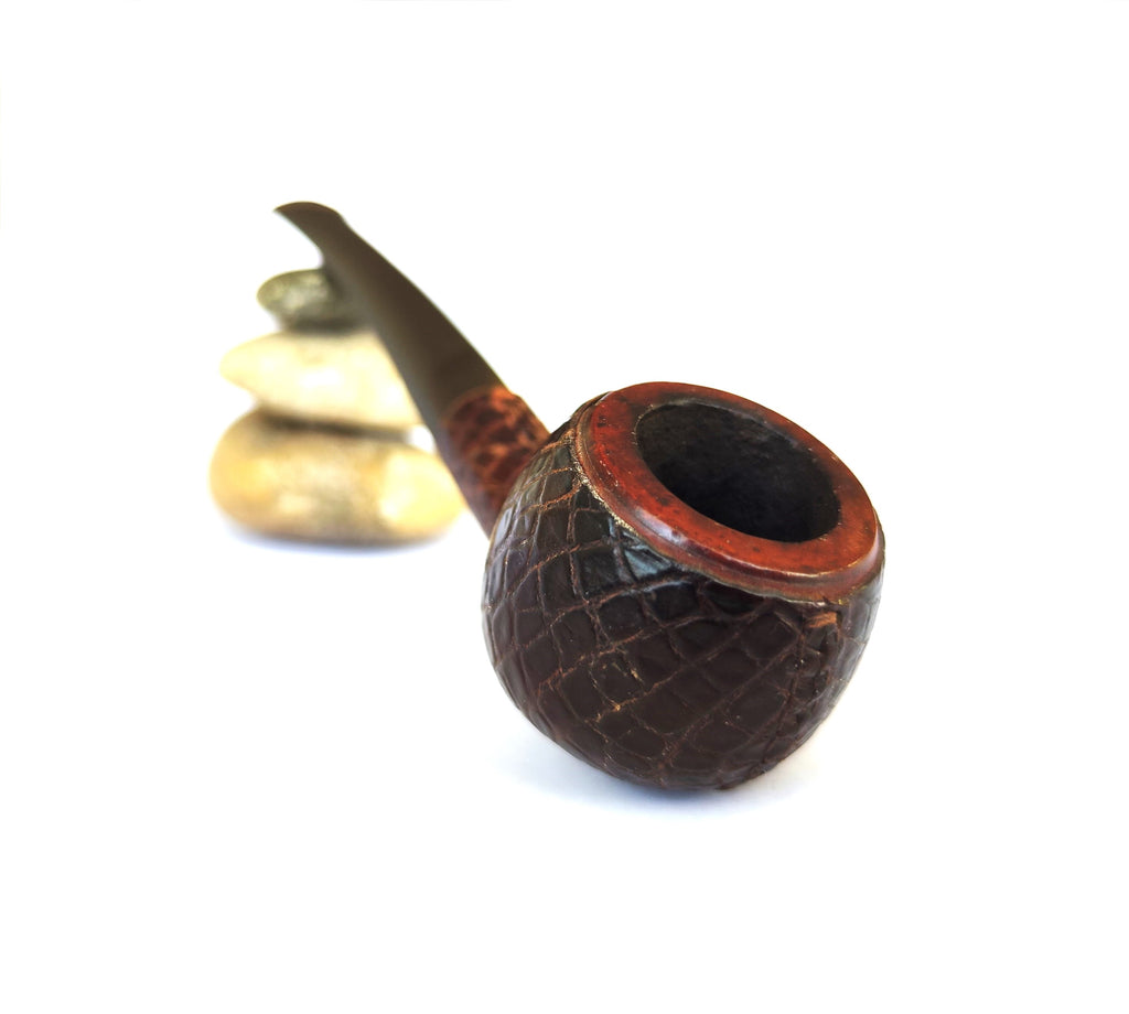 Savinelli Derby Grand Prix – Leather-Clad Prince Estate Pipe