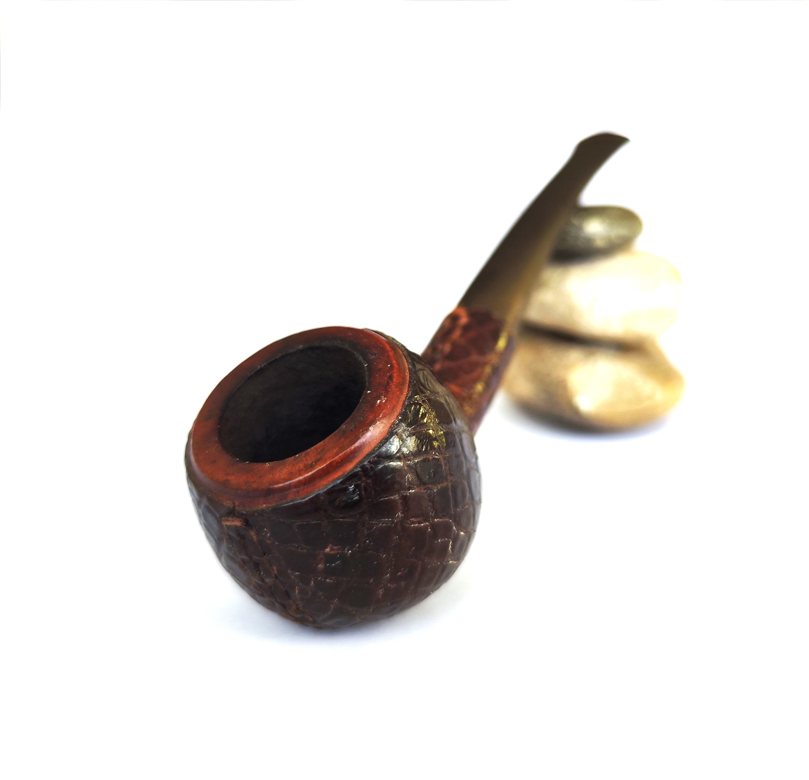 Savinelli Derby Grand Prix – Leather-Clad Prince Estate Pipe
