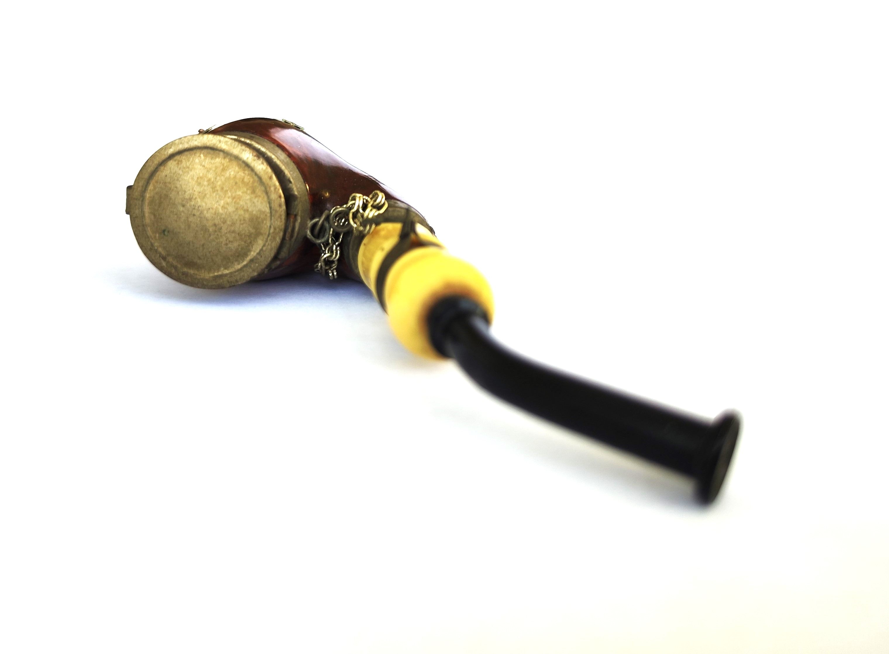 Vintage Bruyere Garantie Tyrolean Hunter Estate Pipe with Wind Cap