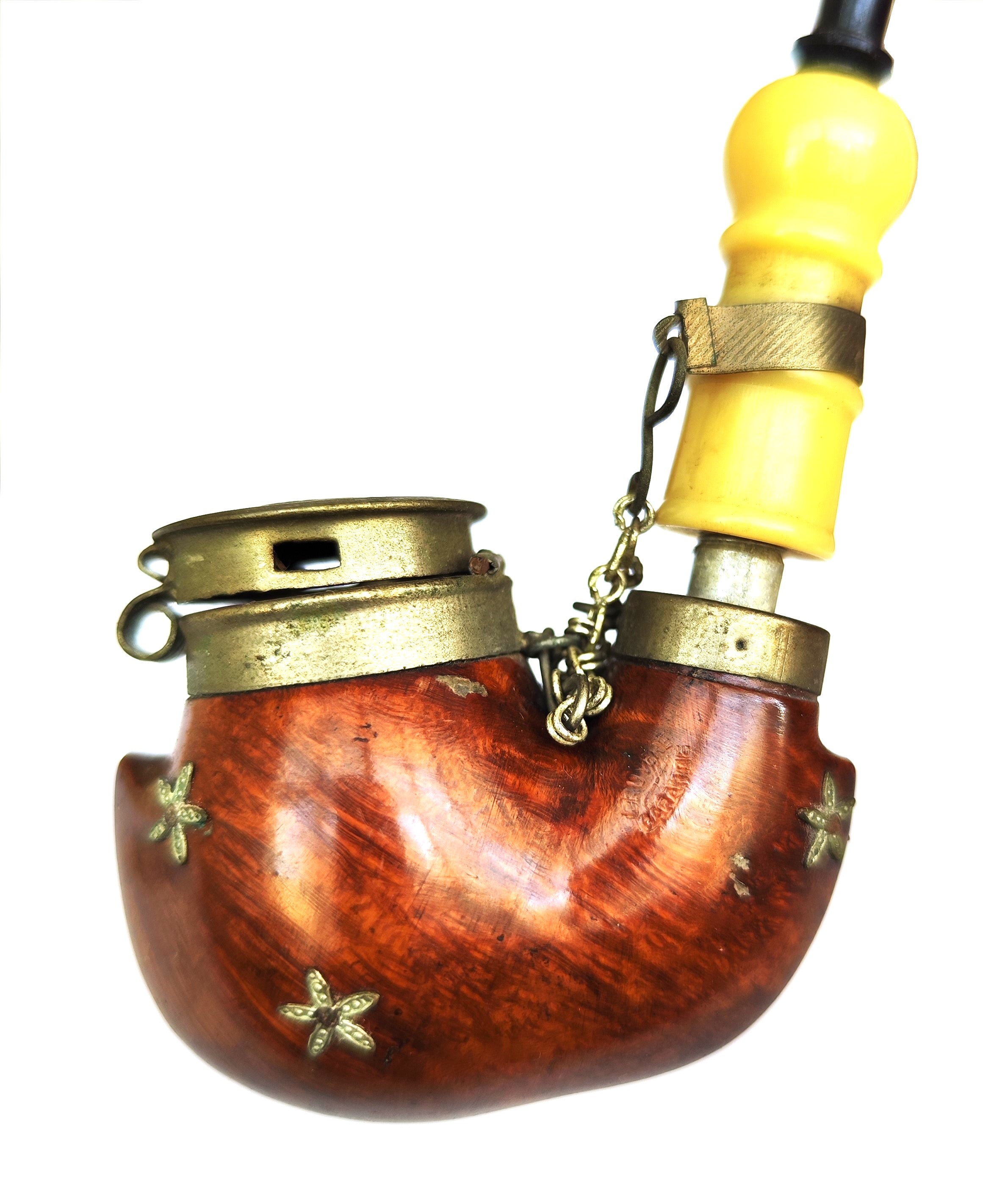 Vintage Bruyere Garantie Tyrolean Hunter Estate Pipe with Wind Cap