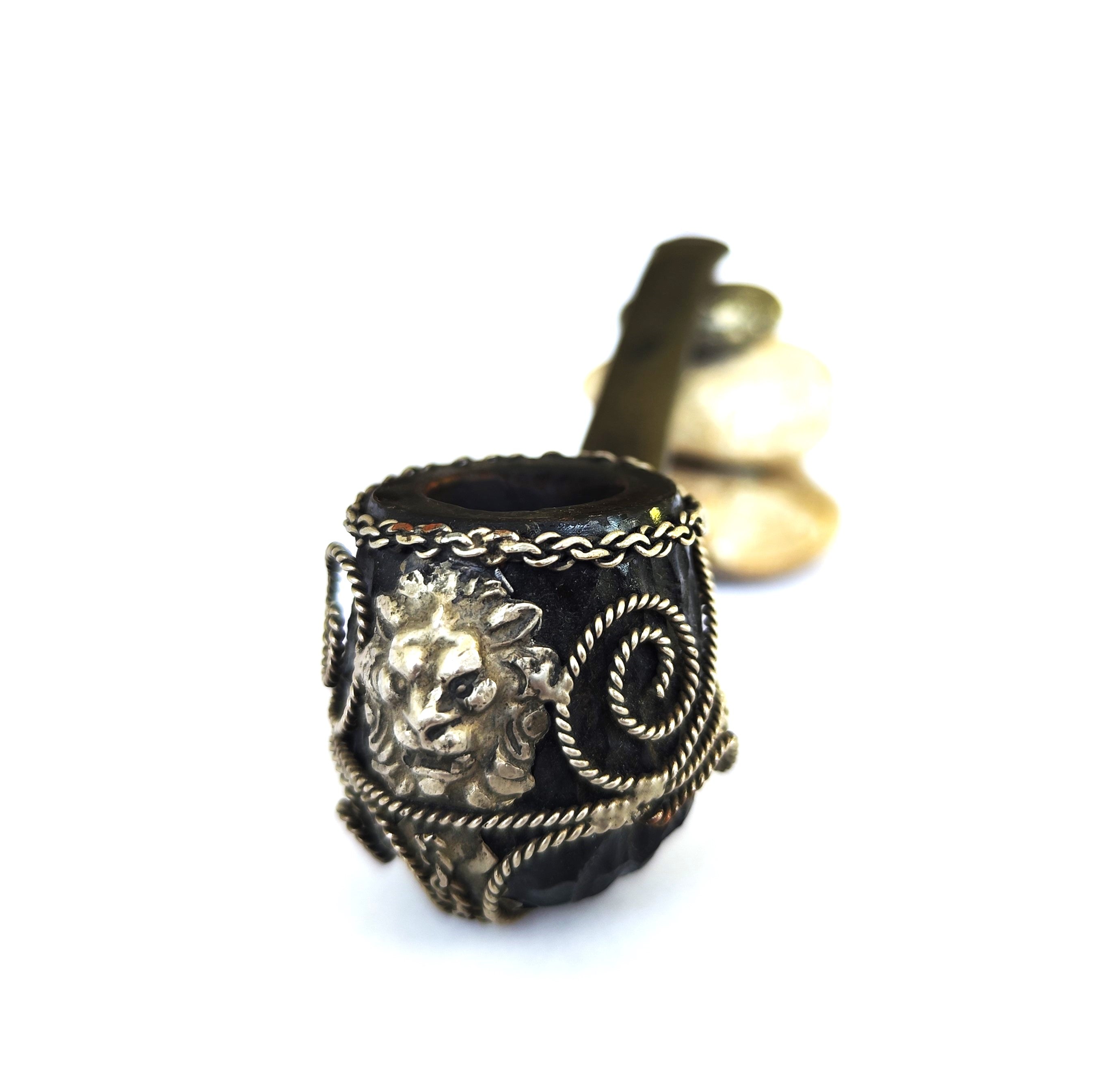 Real Briar Estate Pipe – Metal Filigree Lion Head (Bent Billiard)